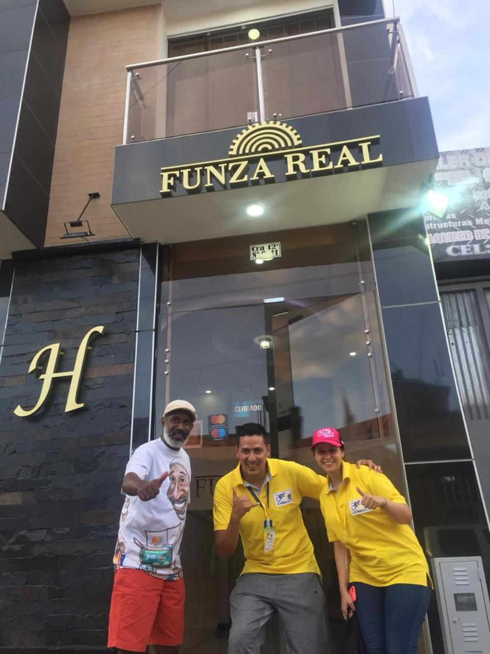 Real 2* Funza